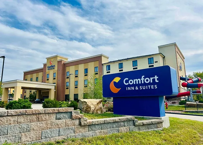 Comfort Inn & Suites Shawnee - Kansas City